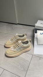 Moncler sneakers, Ophalen of Verzenden, Zo goed als nieuw, Sneakers of Gympen