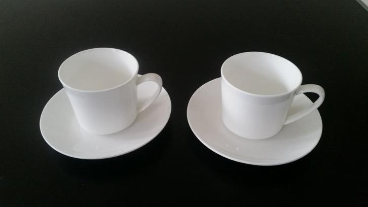 2 kop en schotels van Rosenthal Jade, Huis en Inrichting, Keuken | Servies, Gebruikt, Kop(pen) en/of Schotel(s), Overige stijlen