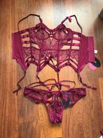Nieuw - Hunkemoller bustier set red plum - 75C + XL, Hunkemöller, Ophalen of Verzenden, Rood, Setje