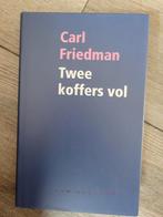 Carl Friedman - Twee koffers vol, Boeken, Literatuur, Nieuw, Ophalen of Verzenden, Nederland, Carl Friedman