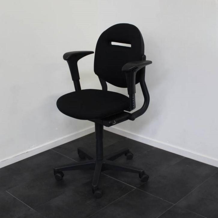 Ahrend 220 Bureaustoelen, Bureaustoelen, Nieuw Gestoffeerd, Huis en Inrichting, Bureaustoelen, Gebruikt, Bureaustoel, Zwart, Ergonomisch