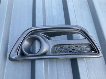 Bumper Grill Mistlamp Renault Captur 620752406R 13-16 RE-210 beschikbaar voor biedingen
