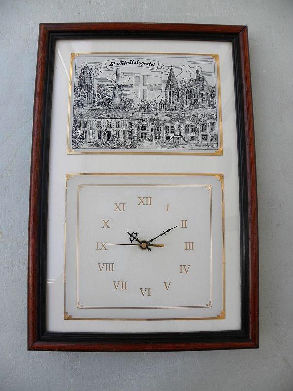 Wandklok St. Michielsgestel, Huis en Inrichting, Woonaccessoires | Klokken, Gebruikt, Wandklok, Ophalen of Verzenden