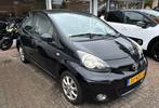 5-Deurs ZwarteToyota Aygo 1.0-12V Vvt-i 2010 LMV Apk 2026., Voorwielaandrijving, Zwart, 4 stoelen, Origineel Nederlands