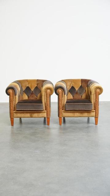 Unieke set van 2 chesterfield clubfauteuils in Engelse stijl beschikbaar voor biedingen
