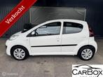 Peugeot 107 1.0 Active LED, Voorwielaandrijving, Gebruikt, 4 stoelen, Origineel Nederlands