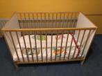 Ledikantje + matras en beddengoed., Kinderen en Baby's, Babywiegjes en Ledikanten, Ophalen, Gebruikt, Ledikant