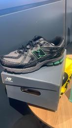 New balance 1906r, Ophalen of Verzenden, Zo goed als nieuw