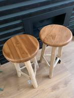 New wooden high stools, Huis en Inrichting, Barkrukken, 1 kruk, Ophalen, Zo goed als nieuw, 60 tot 90 cm