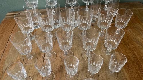 Kristallen glazen (32 stuks), Verzamelen, Glas en Borrelglaasjes, Zo goed als nieuw, Ophalen of Verzenden