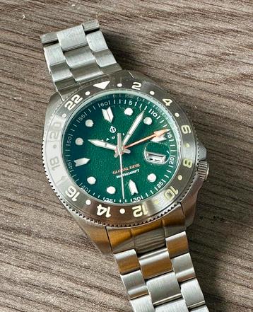 Nautis Global Dive 50 ATM Swiss GMT Duikhorloge 44mm beschikbaar voor biedingen