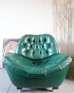 Geweldige groen leren Vintage Design Chesterfield STOEL, Huis en Inrichting, Fauteuils, Vintage Design stoel Chesterfield stijl wielen groen leren leer