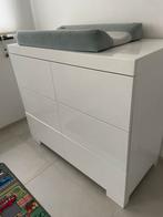 Witte babykamer commode en kast, Gebruikt, 50 tot 70 cm, Ophalen of Verzenden, 100 cm of meer