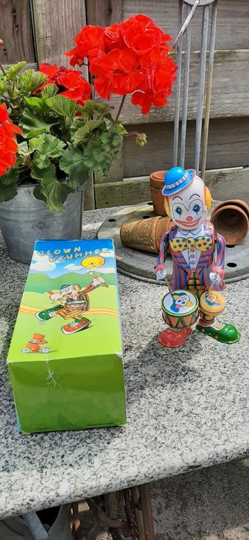 Blikken clown met originele doos beschikbaar voor biedingen