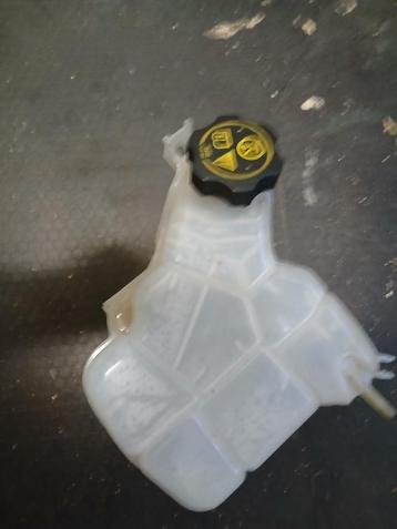 Opel zafira C 1.4 turbo benzine koelvloeistof tank beschikbaar voor biedingen