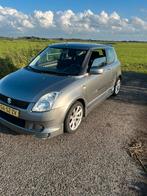 Suzuki Swift 1.5 vvti 3D 2006 Grijs |airco|, Auto's, Voorwielaandrijving, Zwart, 4 cilinders, Swift