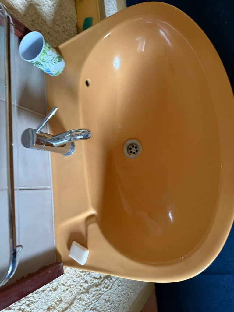 Complete originele RetroVilleroy & Boch Wastafel - Jaren 70, Zo goed als nieuw, Minder dan 100 cm, Wasbak of Wastafel, 25 tot 50 cm