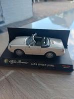 Alfa Romeo Spider (1989) New-Ray Modelauto, Hobby en Vrije tijd, Modelauto's | 1:18, Ophalen of Verzenden, Gebruikt, Auto, Overige merken