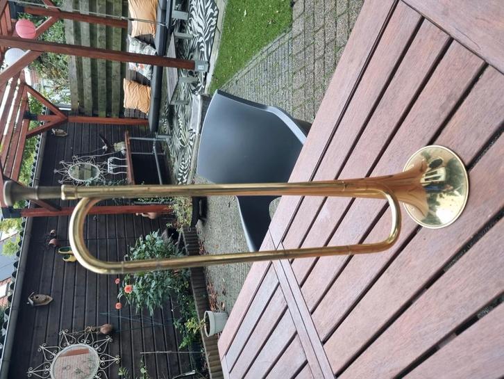 Mooie signaaltrompet (klaroen) van het merk Parrot, Muziek en Instrumenten, Blaasinstrumenten | Trompetten, Zo goed als nieuw