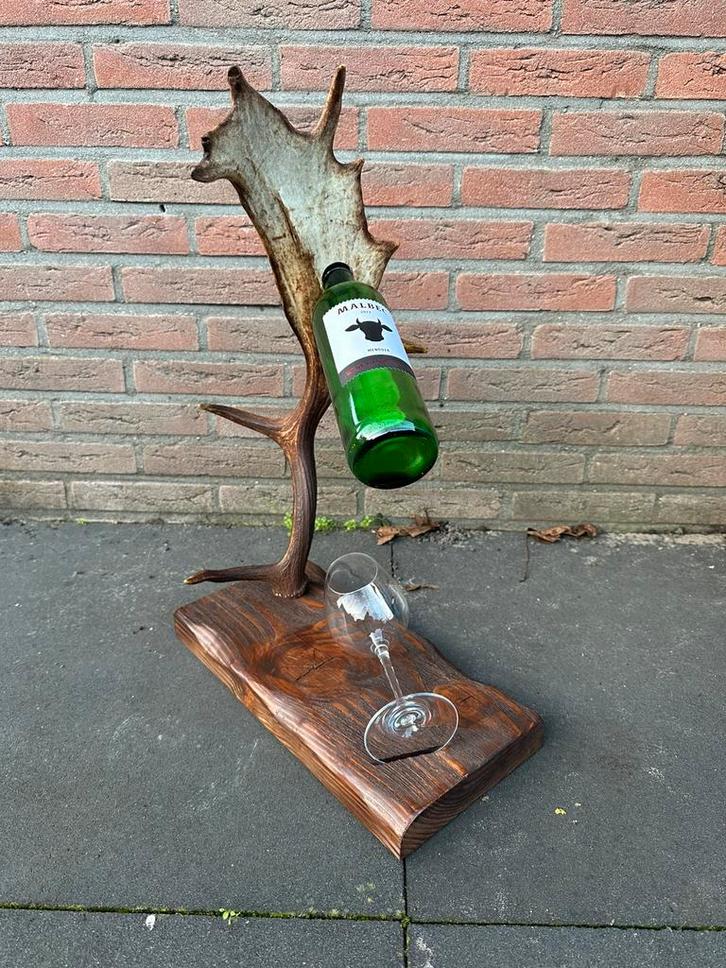Wijnrek gewei wijnfleshouder edelhert damhert gewei bar wijn, Huis en Inrichting, Woonaccessoires | Wijnrekken, Nieuw, 50 tot 75 cm