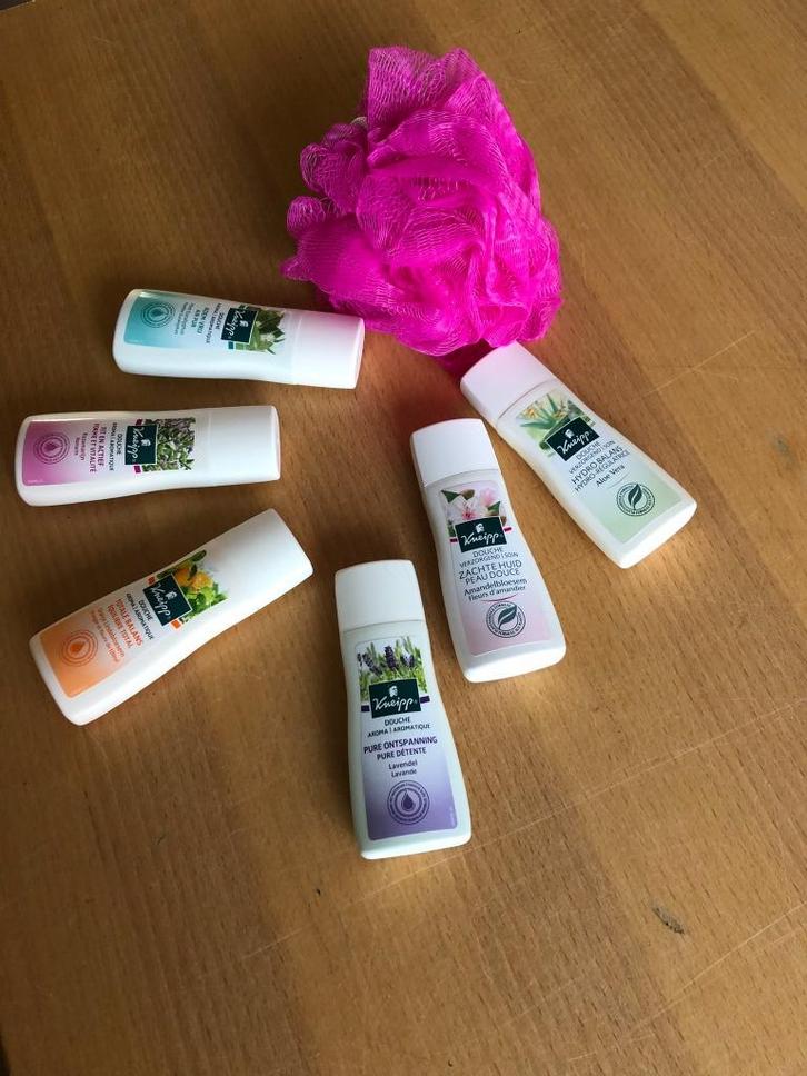 Te koop doucheset van "Kneipp".(nieuw)., Sieraden, Tassen en Uiterlijk, Uiterlijk | Lichaamsverzorging, Nieuw, Bad & Douche, Ophalen of Verzenden
