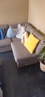 Grote (hoek) bank met lounge gedeelte, Huis en Inrichting, Ophalen, Gebruikt, 100 tot 125 cm, Hoekbank