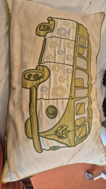 VW Bus Kussen - Retro Stijl beschikbaar voor biedingen