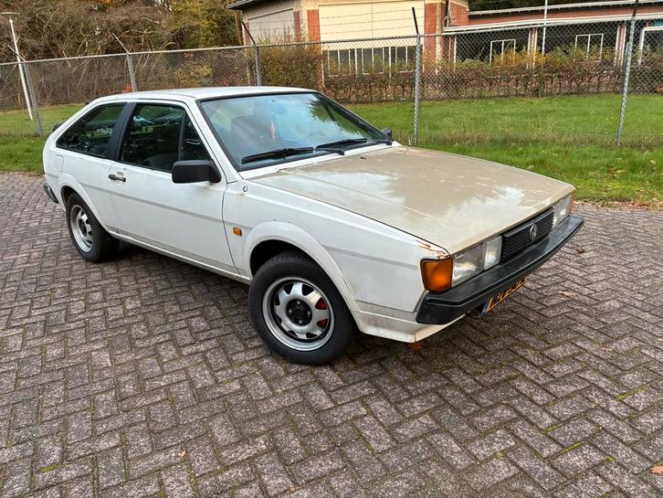 SciroccoGT Mk2 – 1.8 95pk met Weber carb – APK tot aug 2027!, Auto's, Volkswagen, Particulier, Scirocco, Lichtmetalen velgen, Radio