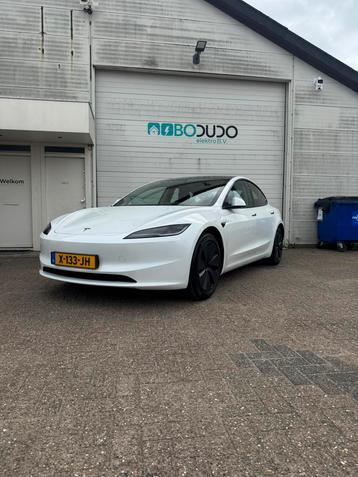 Tesla Model 3 2024 Wit BTW beschikbaar voor biedingen