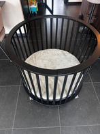Europe Baby box rond zwart + koeka boxkleed en boxopbergzak, Kinderen en Baby's, Boxen, Ophalen of Verzenden, Zo goed als nieuw