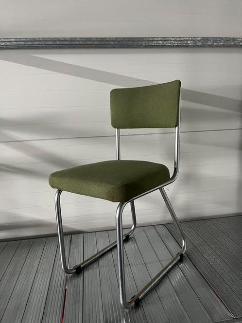 Ahrend Cirkel buizenframe sledestoel, Huis en Inrichting, Stoelen, Gebruikt, Eén, Stof, Overige kleuren, Ophalen