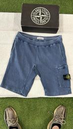 Stone Island Bermuda Cargo Shorts met badge, Ophalen of Verzenden, Maat 48/50 (M), Blauw, Stone Island