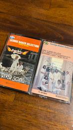 George Baker 3X muziek cassette river song en best of samen, Cd's en Dvd's, Cassettebandjes, Gebruikt, 2 t/m 25 bandjes, Ducoso