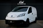 Nissan e-NV200 24 kWH | Airco | Camera | Stuur- en stoelverw, Auto's, Gebruikt, Zwart, Wit, Stoelverwarming