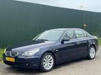 BMW 5-serie 523i AUT LEER NAVI CRUISE, Automaat, 2497 cc, Blauw, 1465 kg