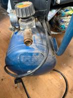 Perslucht Compressor 1500W 24L, 208l/minuut, Doe-het-zelf en Verbouw, Compressors, Ophalen, Gebruikt, 6 tot 10 bar, 200 tot 400 liter/min