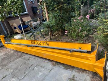 Portaalkraan - 200 kg WLL - Geel beschikbaar voor biedingen