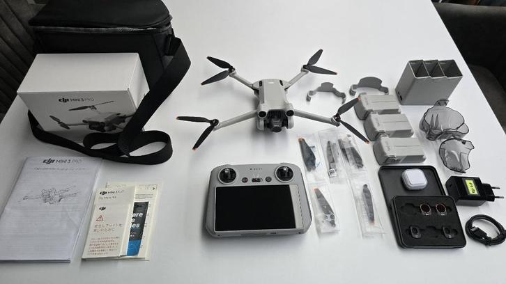 DJI drone Mini 3 Pro met Fly More Combo, Audio, Tv en Foto, Drones, Zo goed als nieuw, Cameradrone, Topkwaliteit, DJI, Minder dan 250 gram