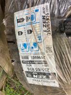 1 stuk Band merk kumho sprinter niuwe, Ophalen of Verzenden, Zo goed als nieuw, Overige materialen, 8 tot 12 cm