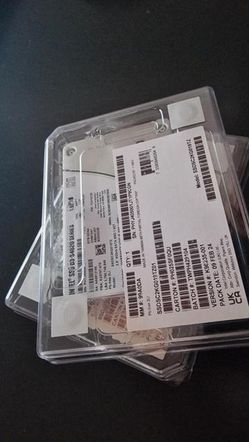 Intel SSD D3-S4620 / 2.5" SATA Solid State Drive , 1.92 beschikbaar voor biedingen