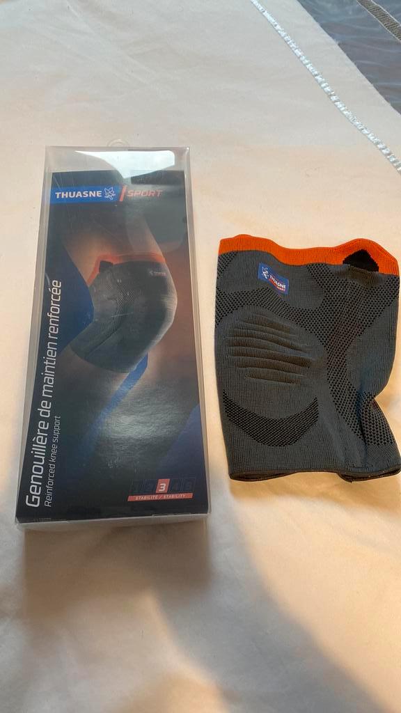 Thuasne kniebrace met knieschijfbescherming maat L, Diversen, Braces, Zo goed als nieuw, Ophalen of Verzenden