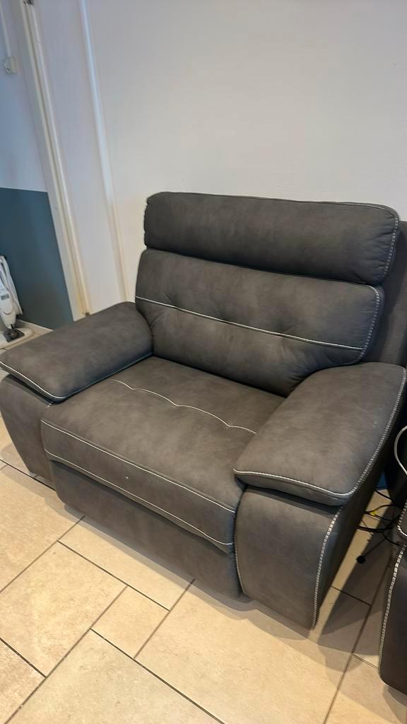 Comfortabele Relaxfauteuil, Huis en Inrichting, Fauteuils, Zo goed als nieuw, Stof, 75 tot 100 cm, Ophalen