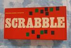 Scrabble in de rode doos., Hobby en Vrije tijd, Gezelschapsspellen | Bordspellen, Ophalen of Verzenden