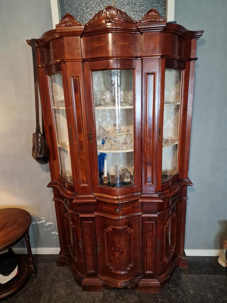Mooie Vitrinekast in Uitstekende Staat, Antiek en Kunst, Antiek | Meubels | Kasten, Ophalen