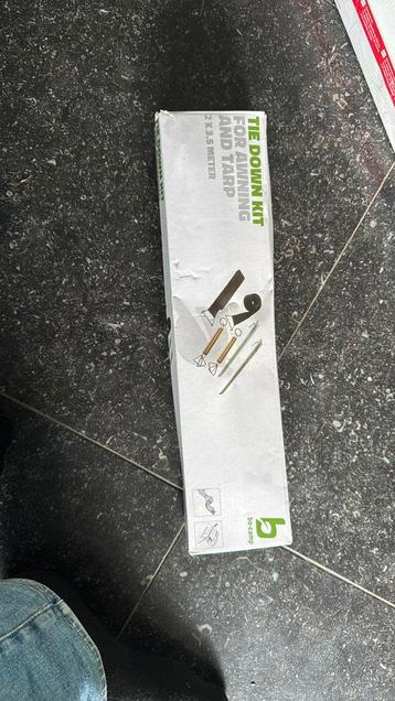 Stormbanden nieuw luifel camper beschikbaar voor biedingen