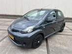 Toyota Aygo 1.0 VVT-i Now, Euro 5, Gebruikt, 4 stoelen, Origineel Nederlands
