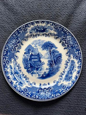 Vintage bord Royal Sphinx Maastricht - Petrus Regout ø23,5CM beschikbaar voor biedingen