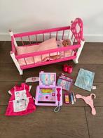 Set Baby Born speelgoed met medische laptop en ledikantje, Kinderen en Baby's, Ophalen of Verzenden, Gebruikt, Babypop