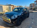 Mini 3-deurs Electric 184pk 2020 Zwart, Auto's, 1340 kg, 4 stoelen, Leder en Stof, Origineel Nederlands