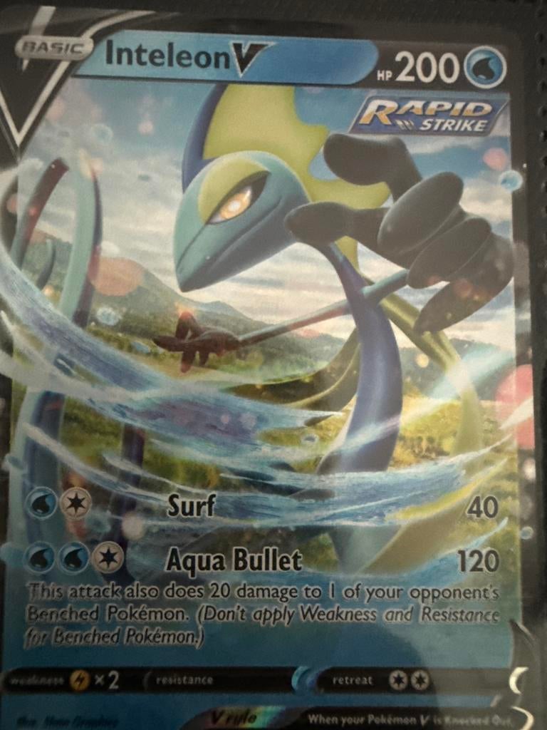 Inteleon V - Rapid Strike Pokémonkaart, Ophalen of Verzenden, Zo goed als nieuw, Losse kaart